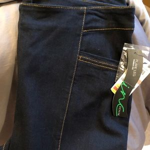 👖NWT Inc. CURVY size 12 flare jeans. For the pleasantly plumped individual.💙